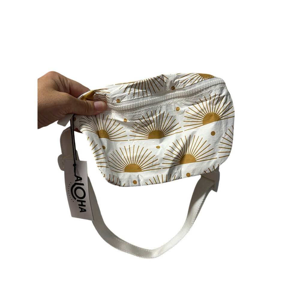 NWT Aloha Sun Print Fanny Pack Hip Bag